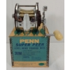 Image 2 : PENN SUPER PEER LEVEL-WIND FISHING REEL