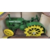 Image 2 : ERTL DIECAST 1935 JOHN DEERE MODEL BR TRACTOR MODEL