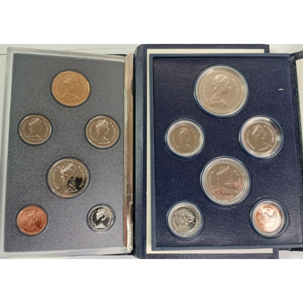 LOT OF 2 - 1985 & 1989 RCM SPECIMEN SETS