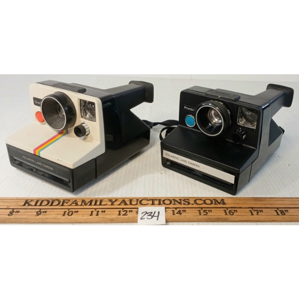 LOT OF 2 - POLAROID SX-70 ONESTEP & SX-70 PRONTO! SE LAND CAMERAS