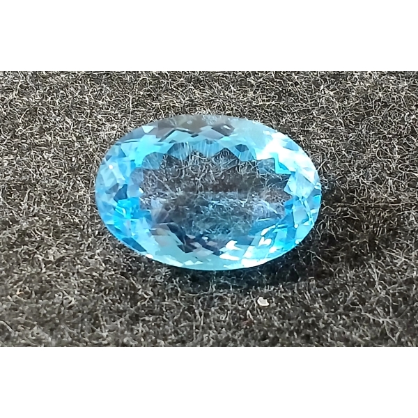 OVAL MODIFIED MIXED CUT NATURAL LIGHT BLUE TOPAZ ($6,500 APPRAISAL)