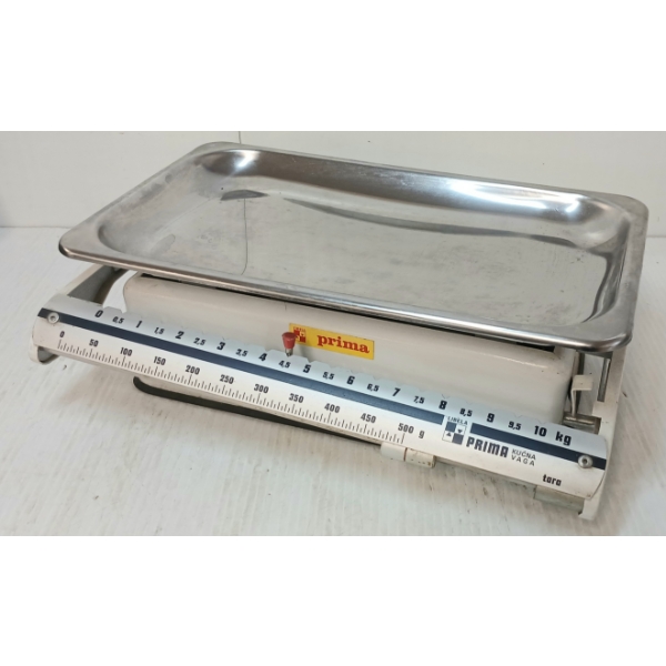VINTAGE LIBELA KITCHEN SCALE