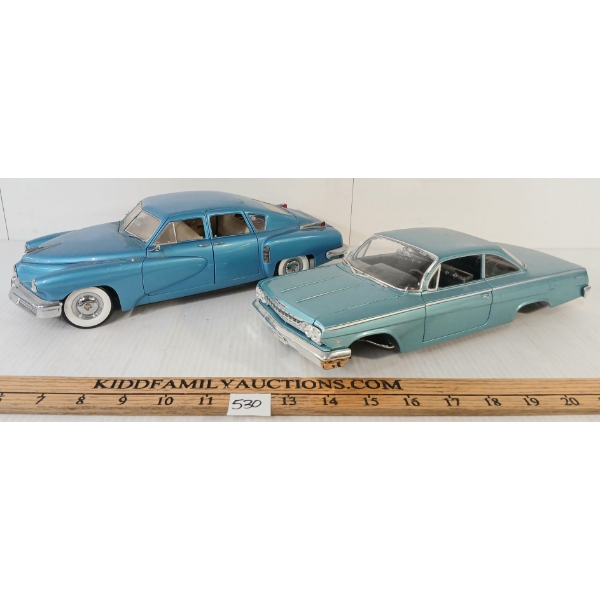 LOT OF 2 - KYOSHO & MAISTO DIECAST MODELS - TUCKER & 1962 BEL-AIR