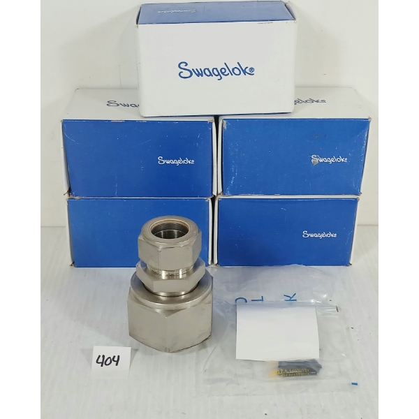 LOT OF 6 - SWAGELOK REDUCER - 1IN TUBE X 1 1/2IN O.D. - AS NEW