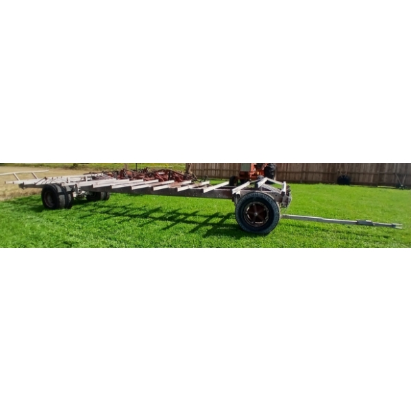 TRUCK BODY ROUND BALE WAGON - DUALLY