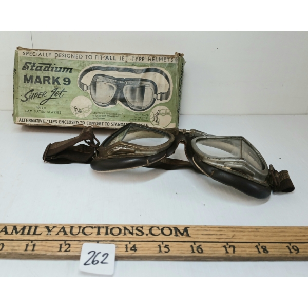 BRITISH R.A.F. MK IX GOGGLES W/ ORIGINAL BOX