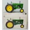 Image 2 : PRECISION CLASSICS DIECAST JOHN DEERE MODEL 70 DIESEL TRACTOR