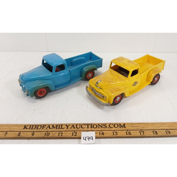 LOT OF 2 - DEALER PROMO CARS - INTERNATIONAL PICK UP TRUCK 