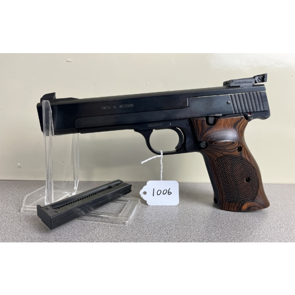 SMITH & WESSON MODEL 41 IN .22 LR - RESTRICTED 