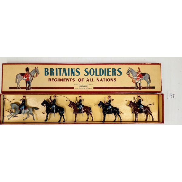 BRITAINS SOLDIERS LEAD FIGURES - NO. 190 BELGIAN ARMY CHASSEURS CHEVAL