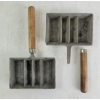Image 3 : LOT OF 2 - LEE INGOT MOULDS - NO. 90029