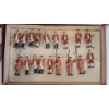 Image 2 : LOT OF 2 - BRITAINS HISTORICAL SERIES - NO. 1257 YEOMAN OF THE GUARD & 1307 16TH CENT. KNIGHTS