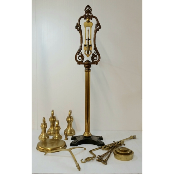 W&T. AVERY BALANCE SCALE - CAST & BRASS - VICTORIAN ERA