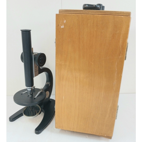 USSR MICROSCOPE SCOLAIRE WM-1 W/ CASE