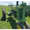Image 3 : UNSTYLED JOHN DEERE MODEL A TRACTOR - 1938 - HAND START