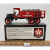 Image 4 : TEXACO 1925 KENWORTH STAKE TRUCK DIECAST COIN BANK