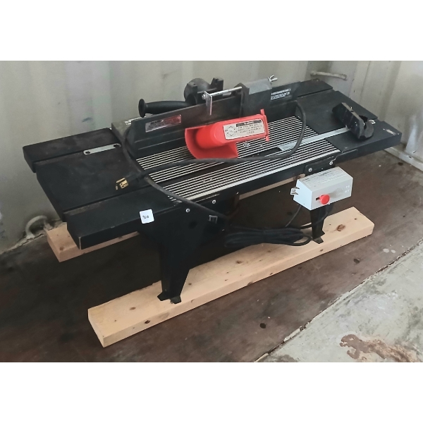 MASTERCRAFT ROUTER W/ TABLE
