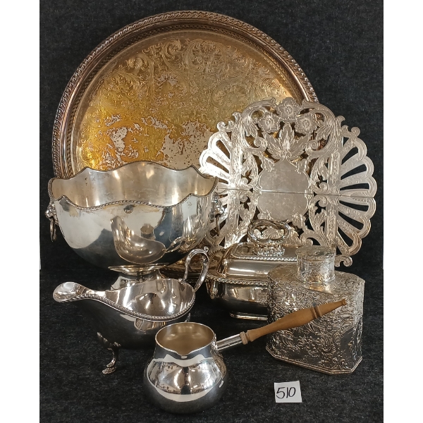 LOT OF 7 - SILVERPLATE SERVING WARE - INCL TRAYS, TEA CANTEEN, BUTTER CONTAINER, ETC