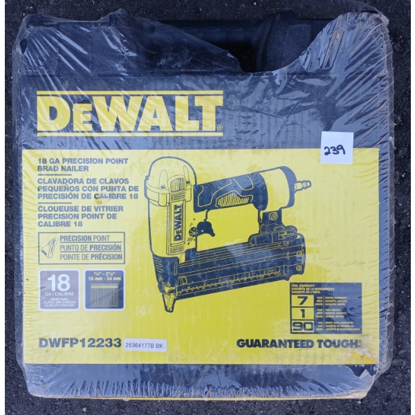 DEWALT 18 GA PRECISION POINT BRAD NAILER