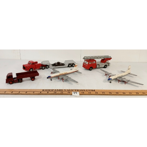 LOT OF 5 - DINKY TOYS DIECAST MODELS - PLANES, LOW LOADER, FIRE TRUCK, ETC