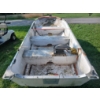 Image 7 : FIBREGLASS BOAT W/ TRAILER - 14FT