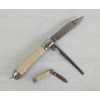 Image 2 : LOT OF 2 - RICHARDS SHEFFIELD R.C.M.P. POCKET KNIVES
