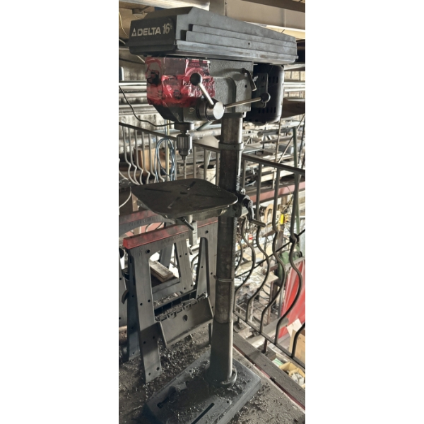 DELTA DRILL PRESS - 16 1/2 INCH - WORKS