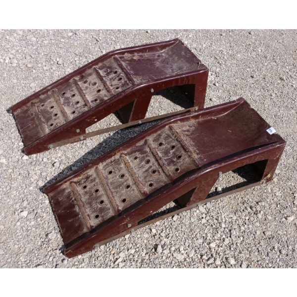 PAIR OF CAR RAMPS