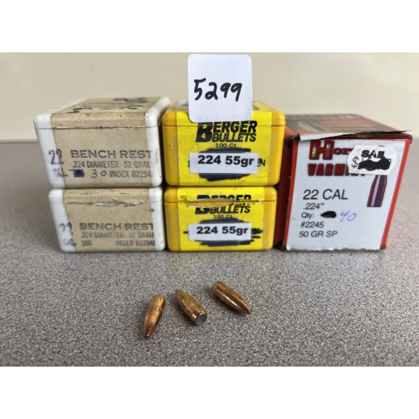 BULLETS: APPROX 350X MIXED .224 52,55,50 GR.  