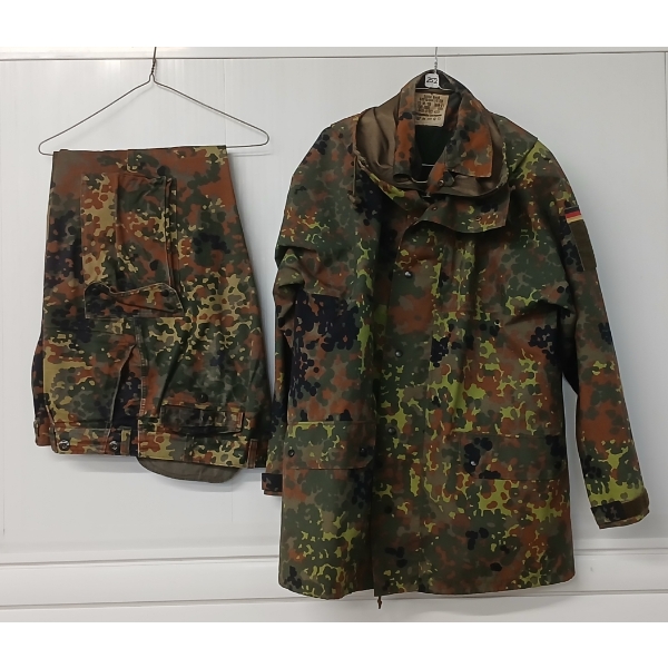 LOT OF 3 - 1995 GERMAN CAMO FIELD SHIRT, COAT & PANTS