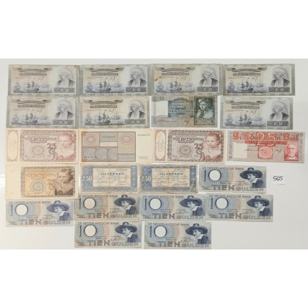 LOT OF 22 - 1938-1941, 1943 & 1944 NETHERLANDS BANKNOTES