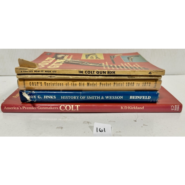 LOT OF 5 - COLT & SMITH & WESSON REFERNCE BOOKS