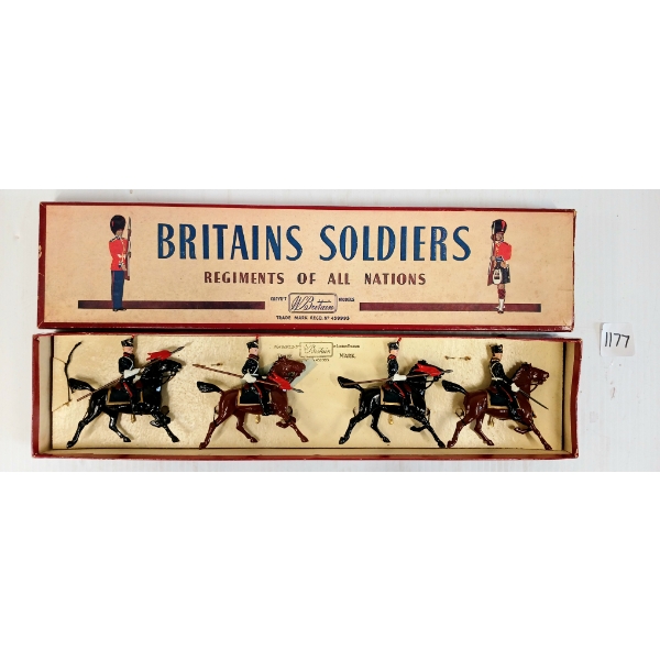 BRITAINS SOLDIERS LEAD FIGURES - NO. 220 ARTIGAS LANCERS