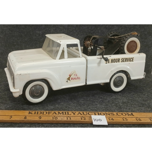 LI'L BEAVER PRESSED STEEL 24 HOUR SERVICE TOW TRUCK