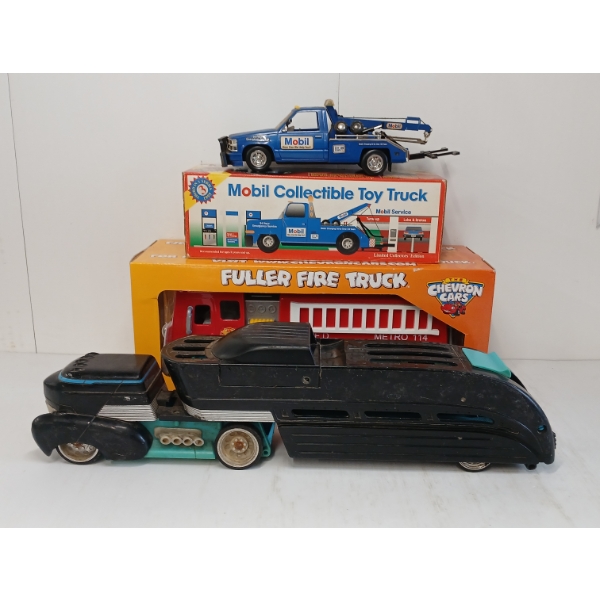 LOT OF 3 - 1995 MOBIL COLLECTIBLE CAR, CHEVRON CARS FULLER FIRE TRUCK & HOTWHEELS HAULER
