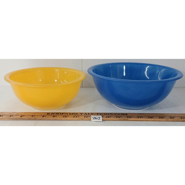 LOT OF 2 - PYREX PRIMARY COLOR MIXING BOWLS