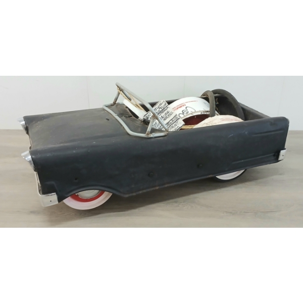 1957 CHEVROLET BEL AIR RIDE ON CAR