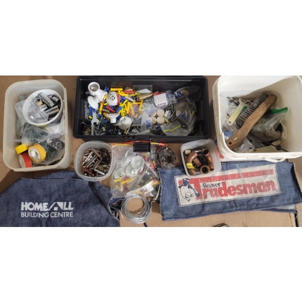 JOB LOT - ASSORTED TOOLS & HARDWARE