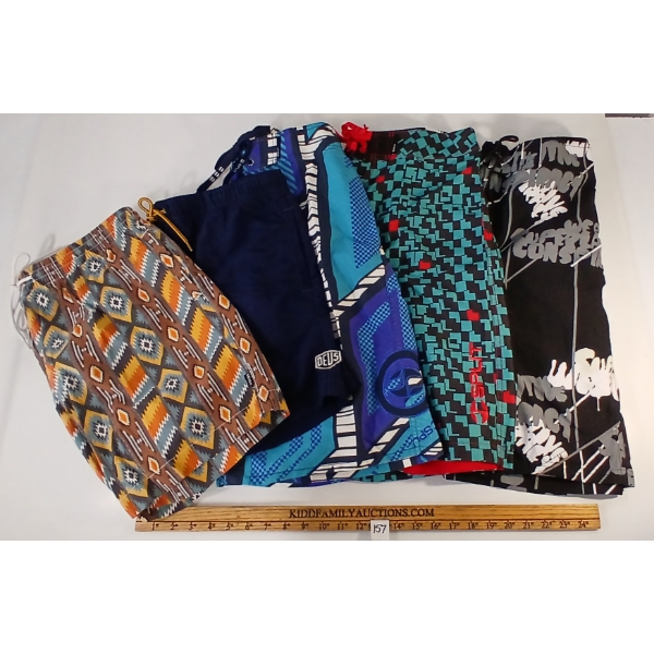 LOT OF 5 - MEN'S SPLIT, WESC & DEUS EX MACHINA SWIM & LOUNGE SHORTS - FT NAVY, CHECKERED, ETC