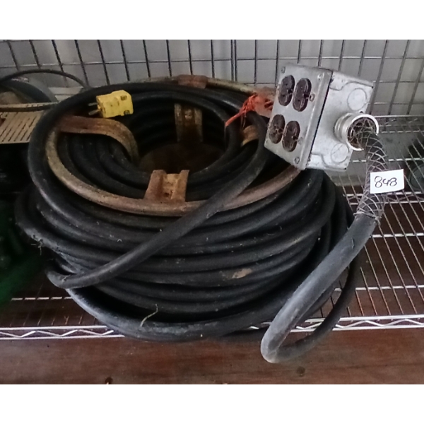 INDUSTRIAL EXTENSION CORD ON REEL