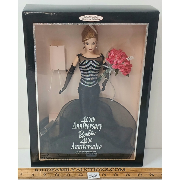 BARBIE 1999 40TH ANNIVERSARY COLLECTIBLE DOLL
