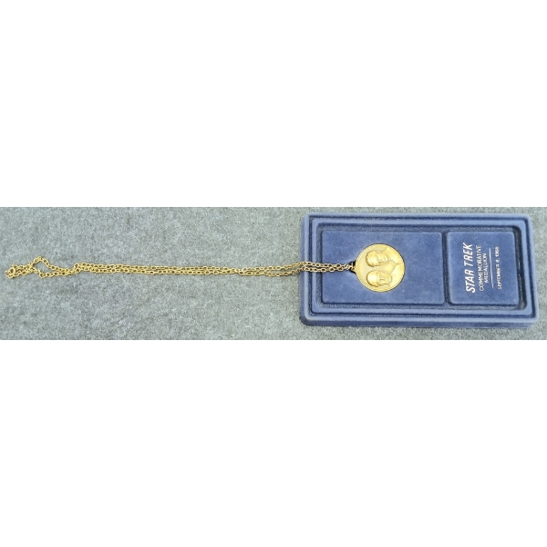 1966 STAR TREK COMMEMORATIVE MEDALLION