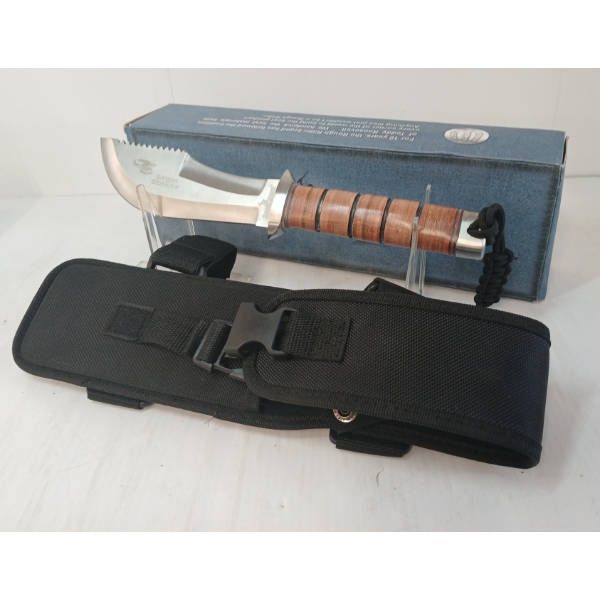 ROUGH RIDER SAIGON SIDEKICK KNIFE W/ SHEATH & FROG