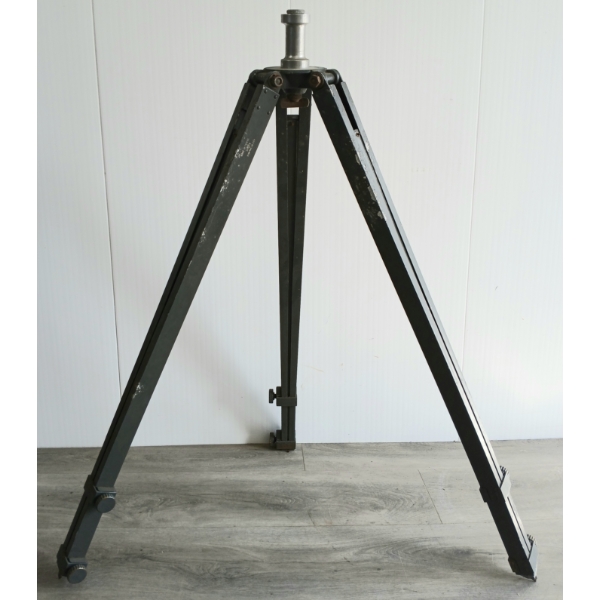WWII CDN LARGE ADJUSTABLE TRIPOD W/ CASE