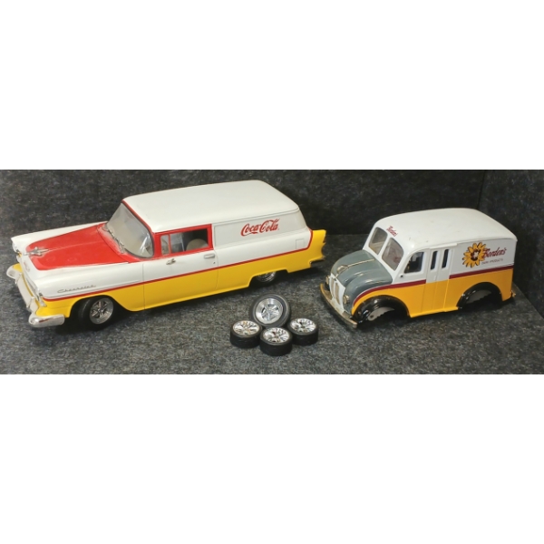 LOT OF 2 - ERTL & JOHNNY LIGHTENING DIECAST MODELS - BORDEN'S DAIRY & COCA-COLA