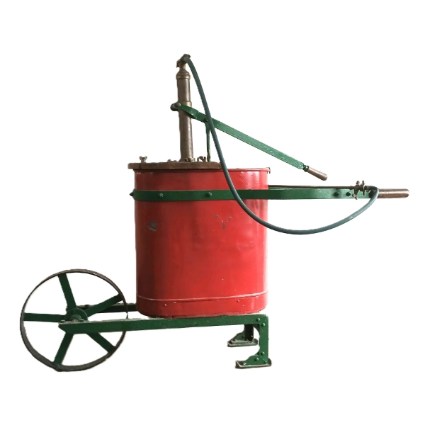 THE FOUR OAKS VINTAGE WHEELBARROW STYLE SPRAYER - CIRCA 1920-1950