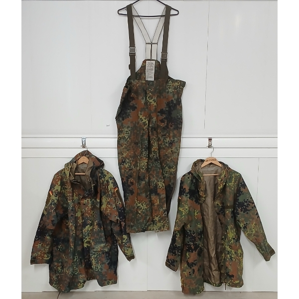 LOT OF 3 - GERMAN FLEKTARN CAMO JACKETS & OVERALLS