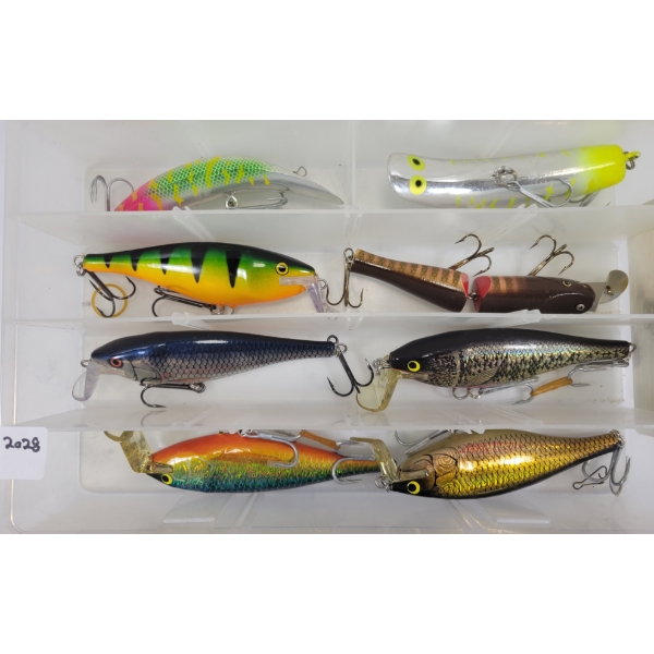 QTY OF NORTHERN PIKE LURES 