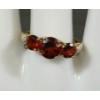 Image 1 : LADIES' ZAREH'S 10K GOLD GARNET TRIO RING 