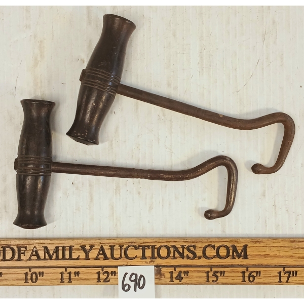 PAIR OF CAVALRY BOOT PULLERS